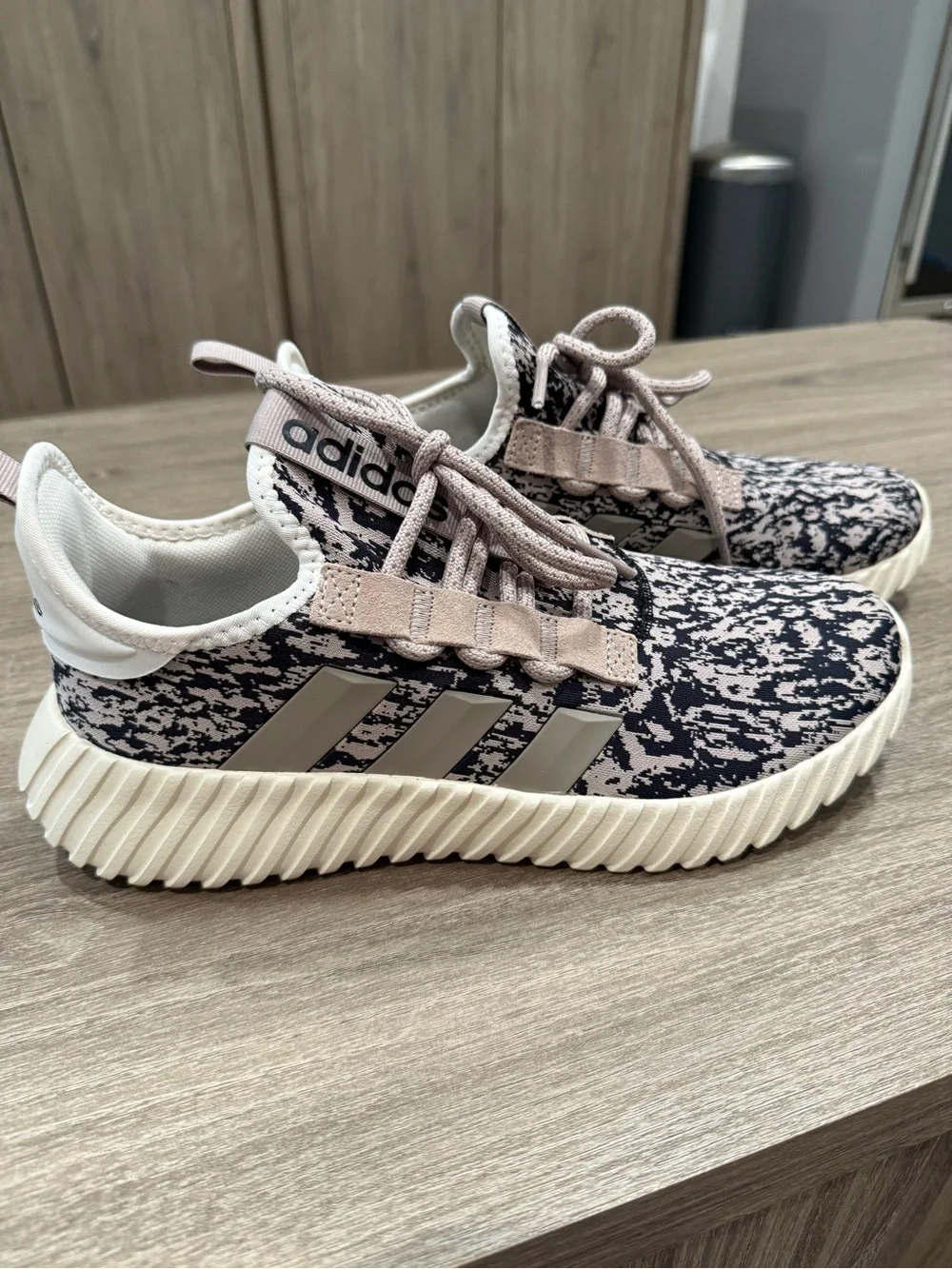 adidas Men’s Kaptir 3.0 beige and black camo style Sneakers